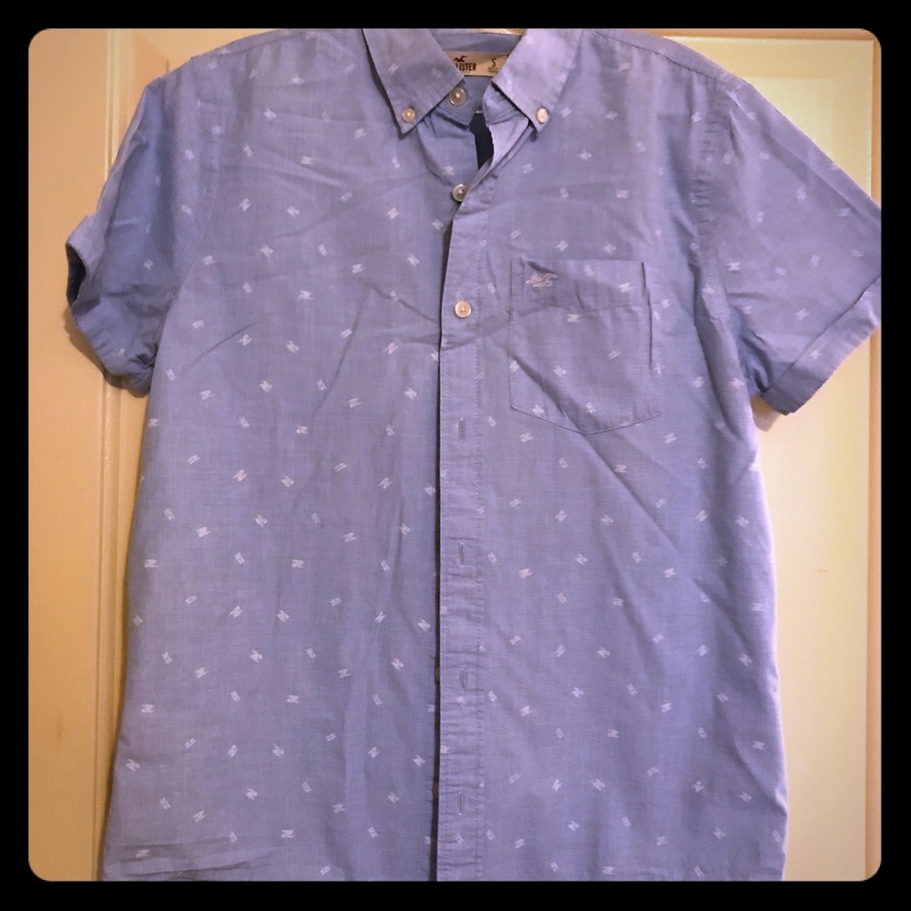 Button down men’s shirt